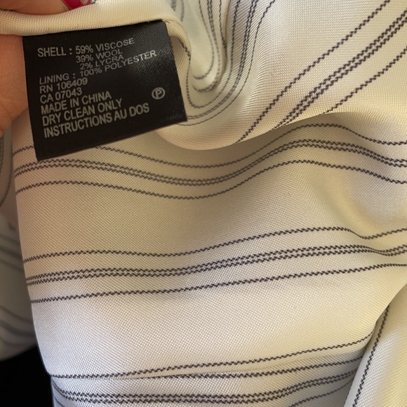 TAHARI wool jacket - Picture 12 of 12